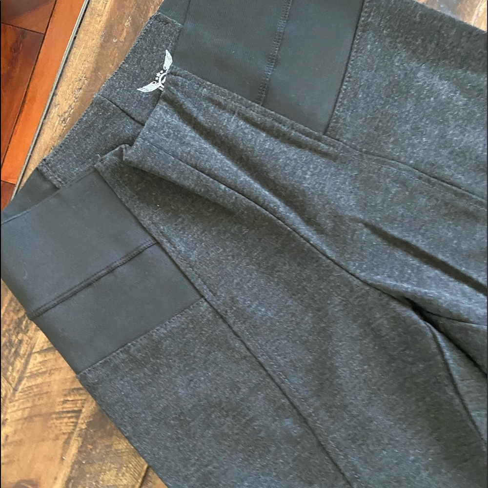Black fitted pants